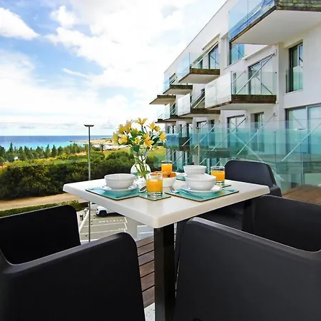 Josephine - Beachfront Apartament *